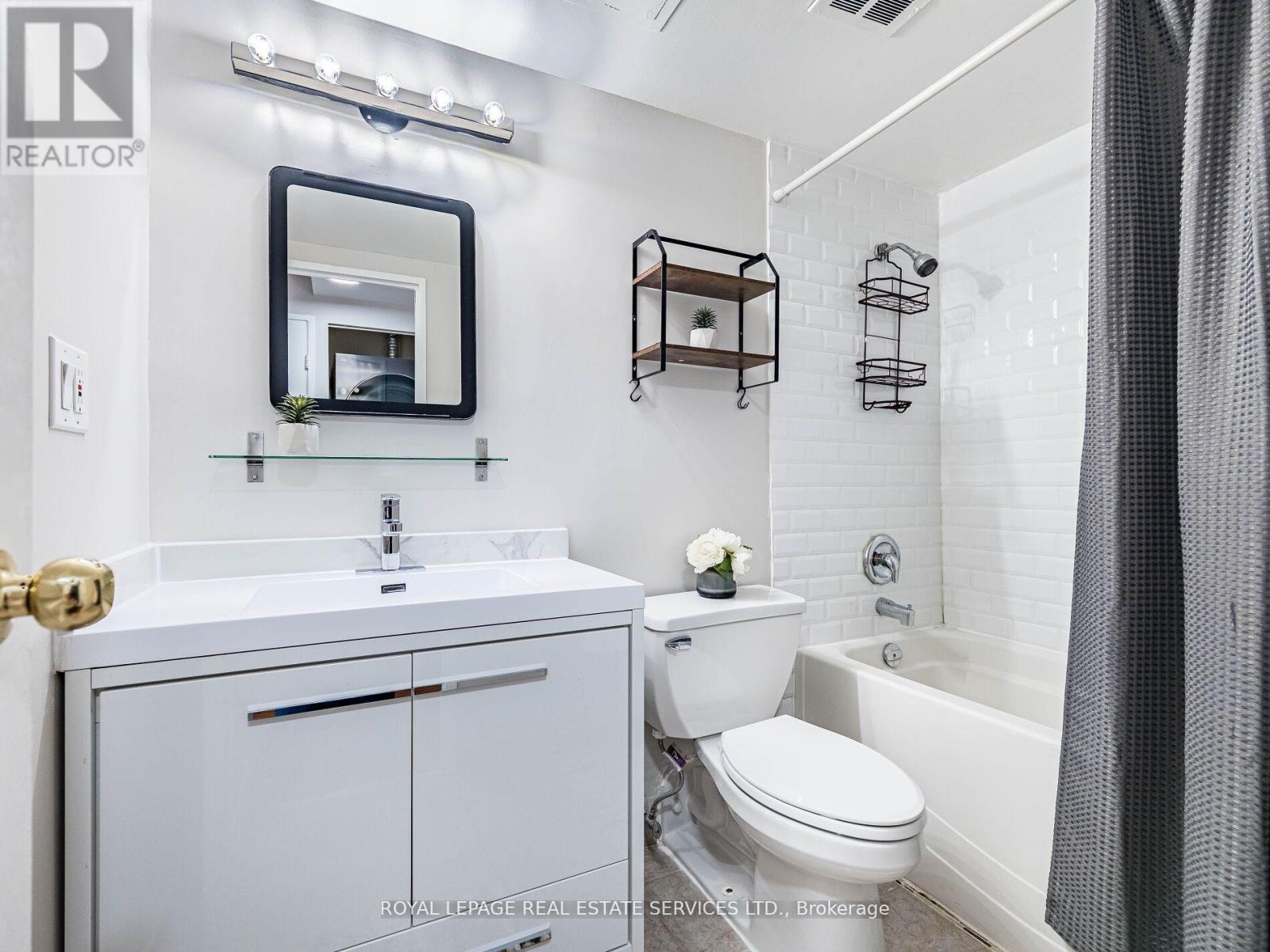 1410 - 20 Mississauga Valley Boulevard, Mississauga, Ontario  L5A 3S1 - Photo 24 - W12717382