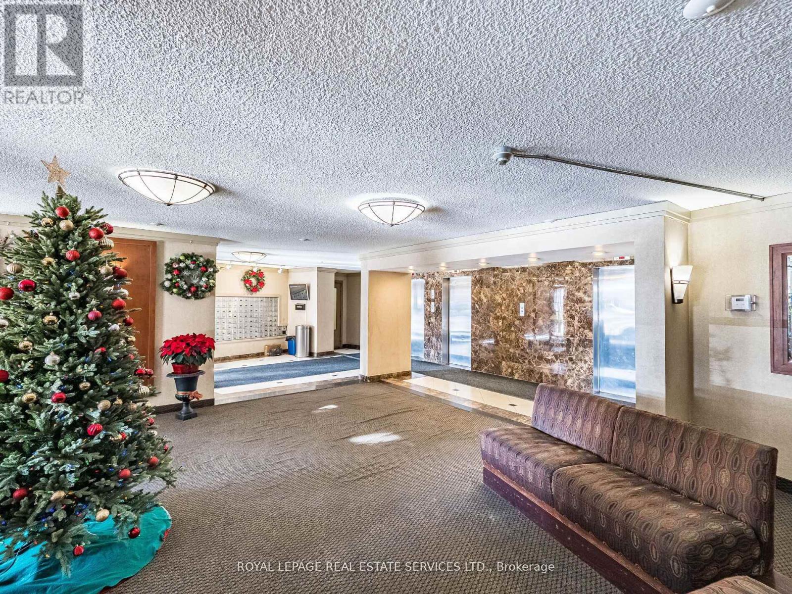 1410 - 20 Mississauga Valley Boulevard, Mississauga, Ontario  L5A 3S1 - Photo 3 - W12717382