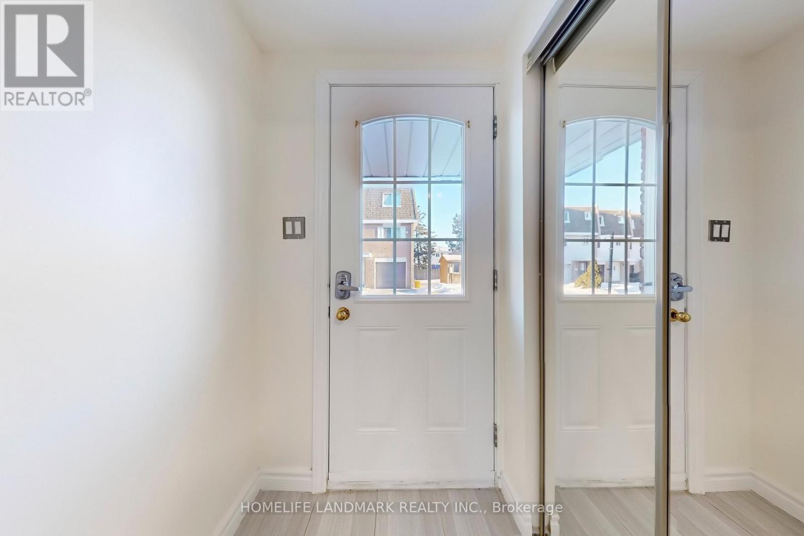 14a - 830 Westlock Road, Mississauga (Erindale), Ontario  L5C 1K6 - Photo 4 - W12717388