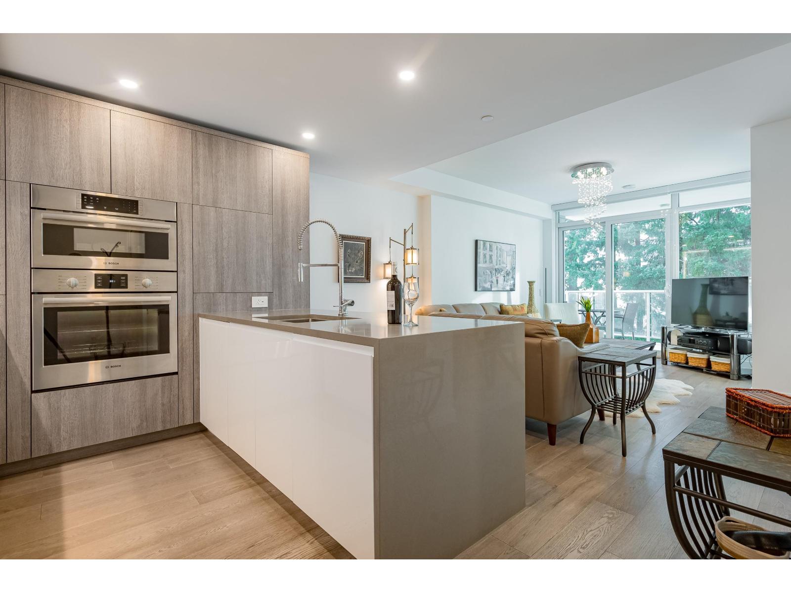 315 15165 Thrift Avenue, White Rock, British Columbia  V4B 0C1 - Photo 7 - R3081433