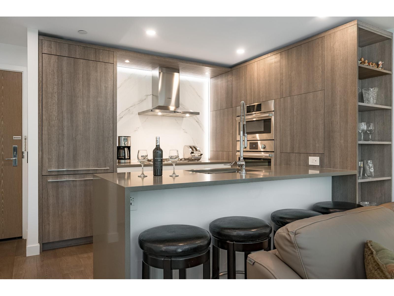 315 15165 Thrift Avenue, White Rock, British Columbia  V4B 0C1 - Photo 4 - R3081433