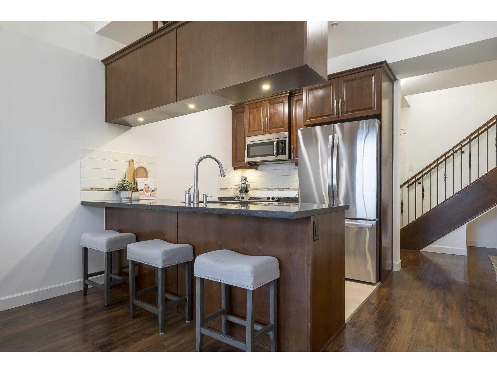 592 8288 207a Street, Langley, British Columbia  V2Y 0L2 - Photo 5 - R3081260