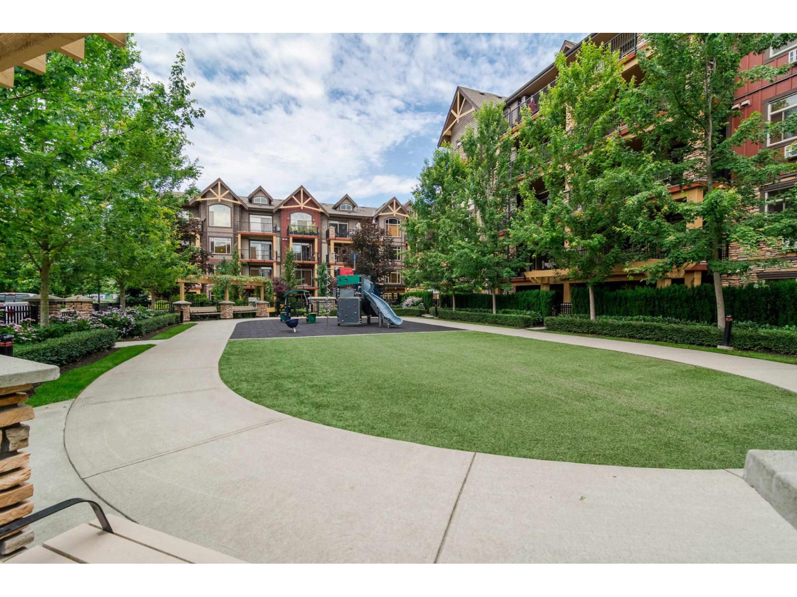 592 8288 207a Street, Langley, British Columbia  V2Y 0L2 - Photo 35 - R3081260