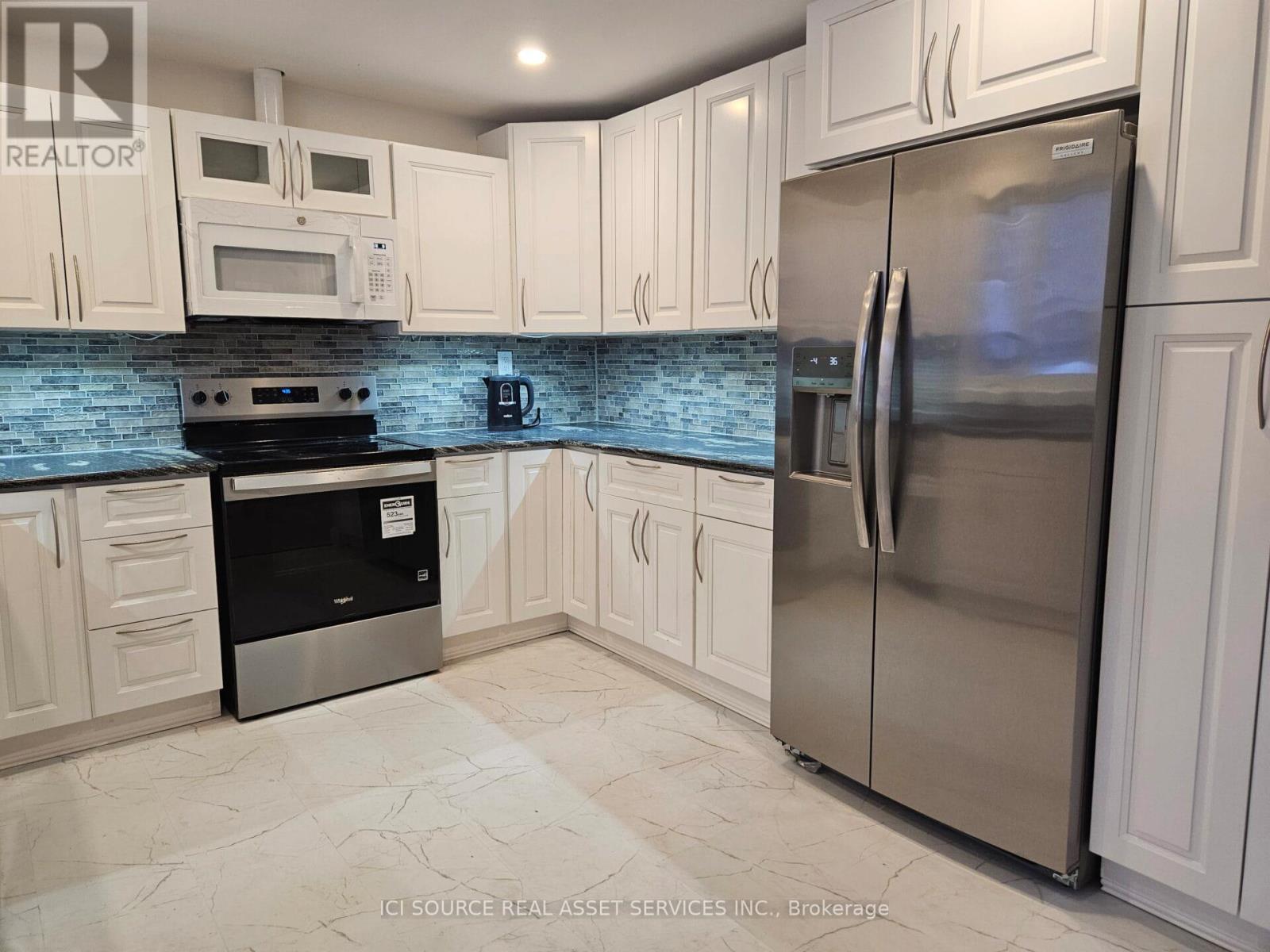 52 Speedvale Avenue W, Guelph (Exhibition Park), Ontario  N1H 1J9 - Photo 2 - X12717290