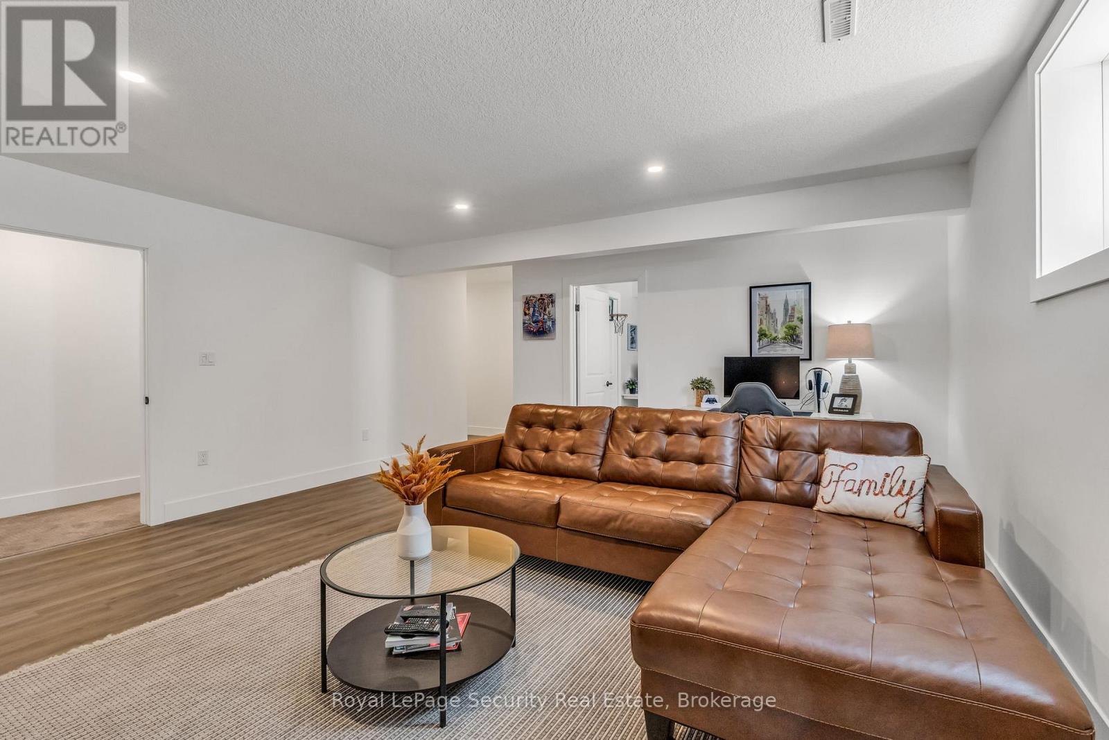 20 Crocus Avenue, Tillsonburg, Ontario  N4G 5S9 - Photo 38 - X12717310