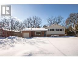 26 WYCHWOOD PARK, London North, Ontario