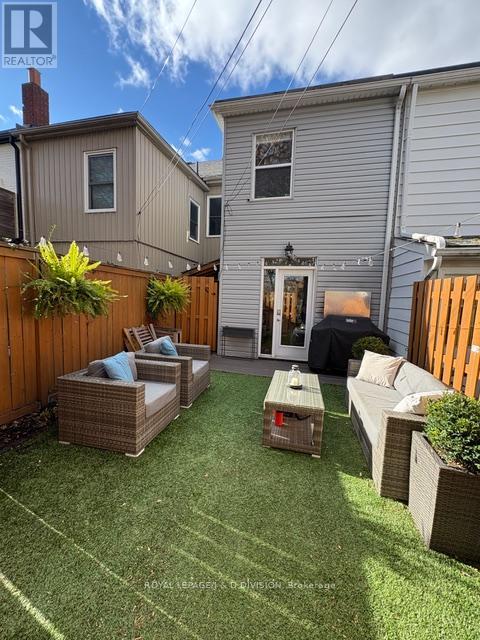 329 Indian Road Crescent, Toronto, Ontario  M6P 2G9 - Photo 23 - W12717044