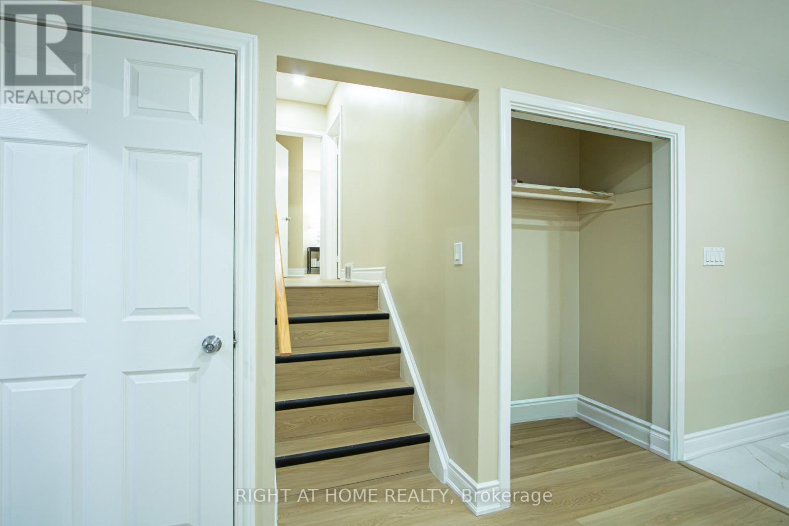 26 Wychwood Park, London North, Ontario  N6G 1R5 - Photo 19 - X12710968