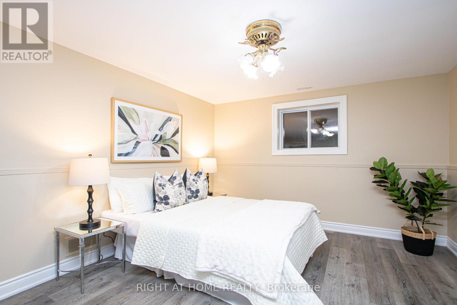 26 Wychwood Park, London North, Ontario  N6G 1R5 - Photo 28 - X12710968