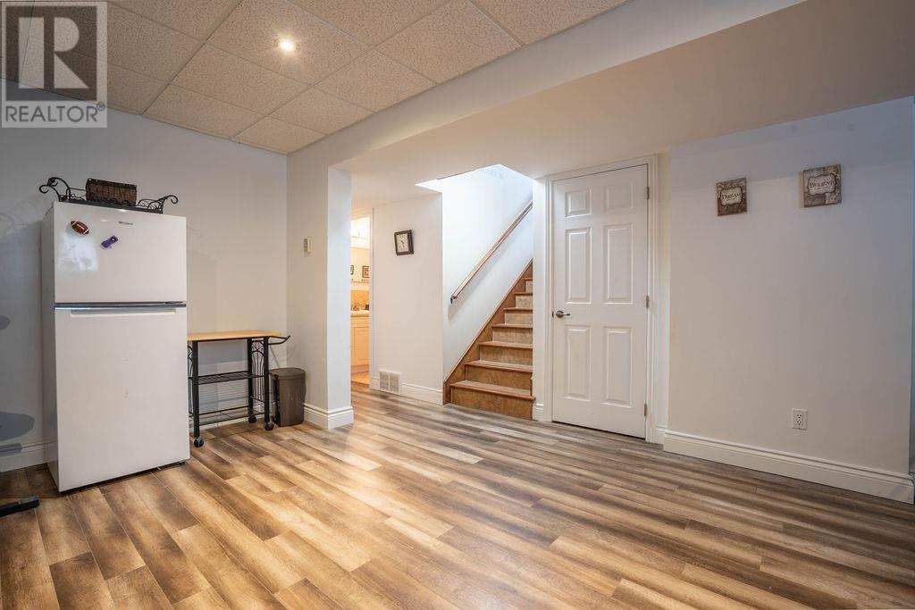 95 Beaumont Ave, Sault Ste. Marie, Ontario P6C 6E7 - Photo 28 - SM253410