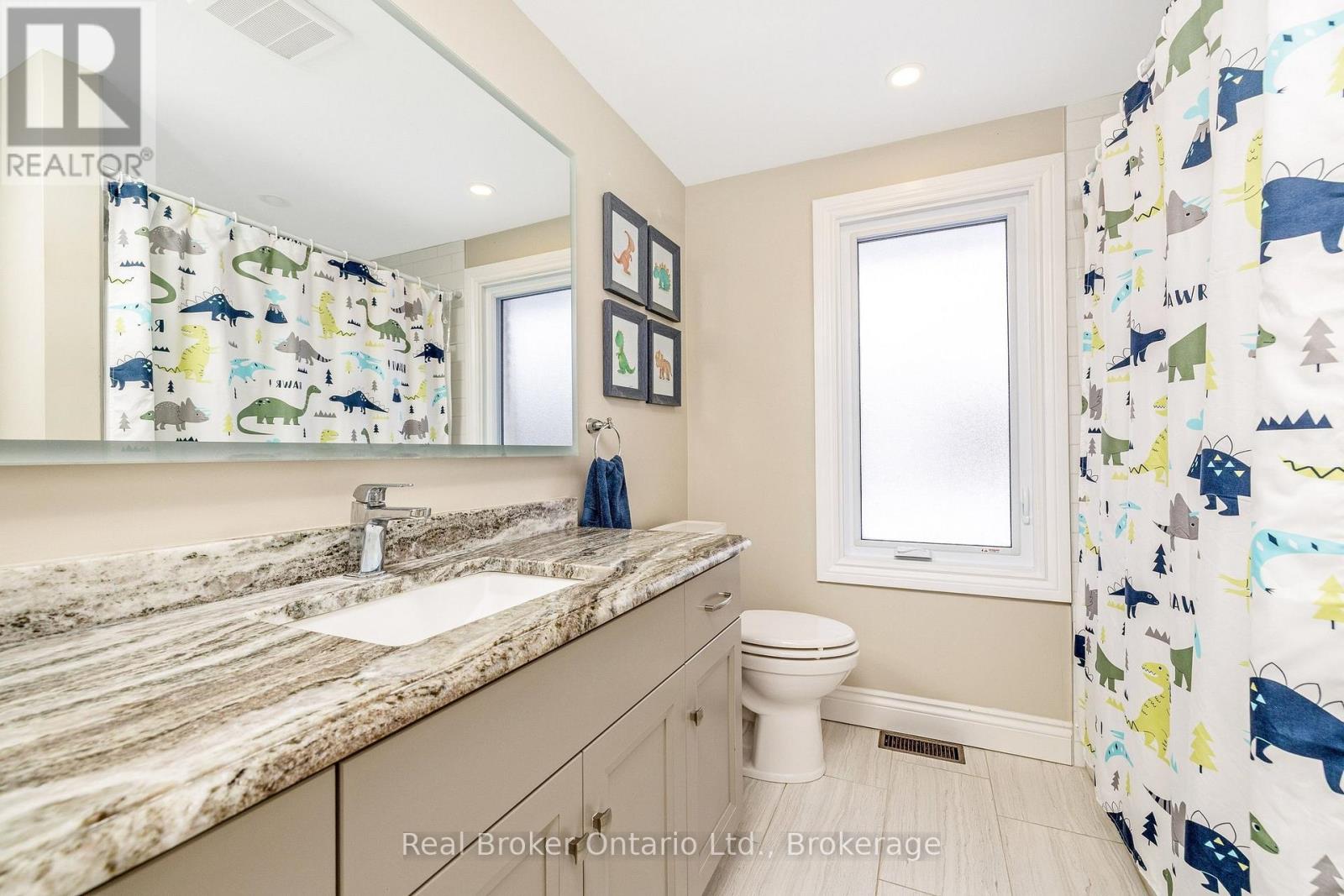 6 Mulberry Court, Guelph, Ontario  N1C 1A6 - Photo 34 - X12717430