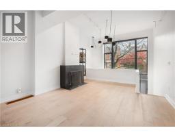 676 RICHMOND Street W Unit# 105, toronto, Ontario