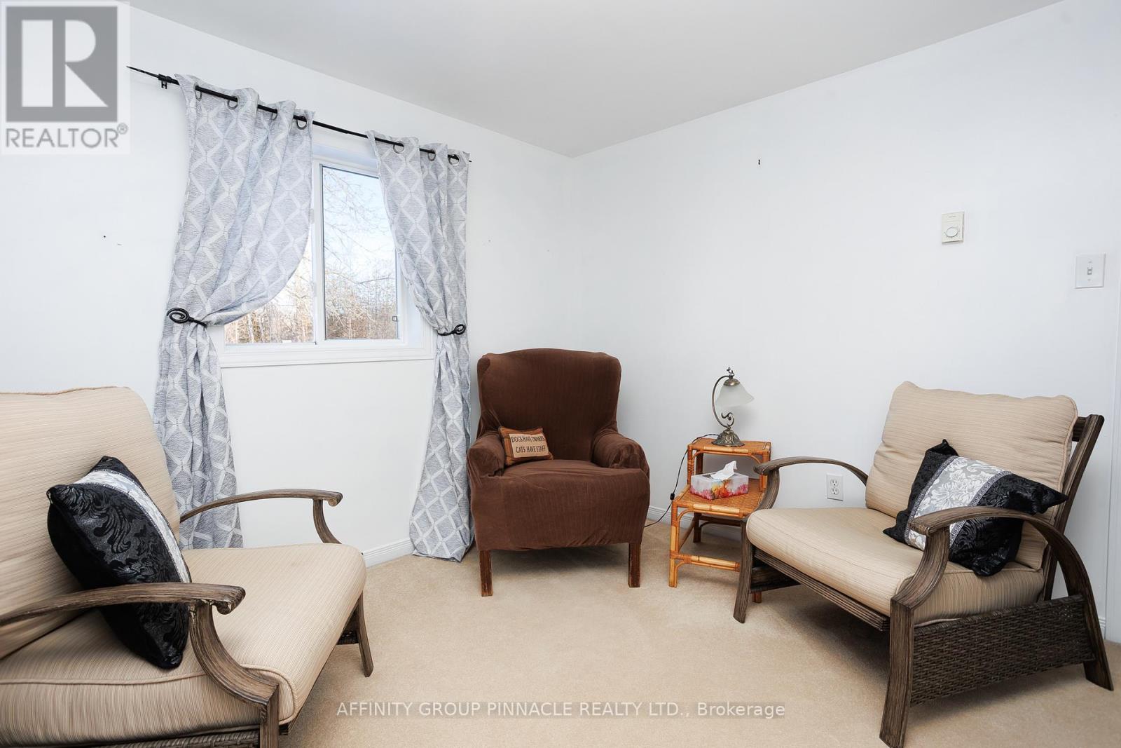 39 Ash Loop Street, Kawartha Lakes, Ontario  K9V 0K1 - Photo 10 - X12717424