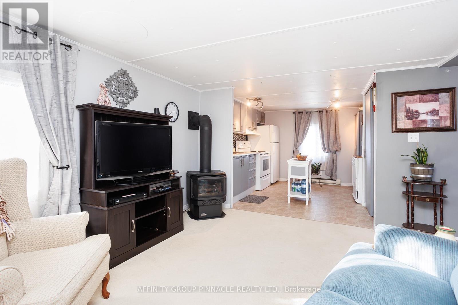 39 Ash Loop Street, Kawartha Lakes, Ontario  K9V 0K1 - Photo 17 - X12717424