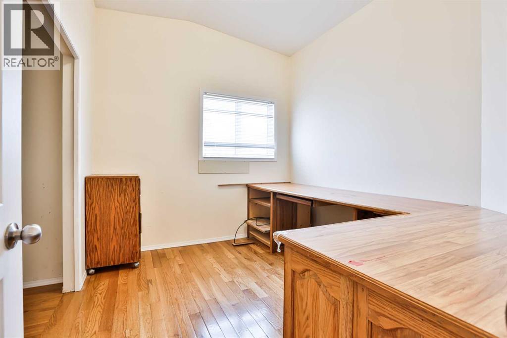 4622 Miners Road, Coalhurst, Alberta  T0L 0V0 - Photo 10 - A2271155