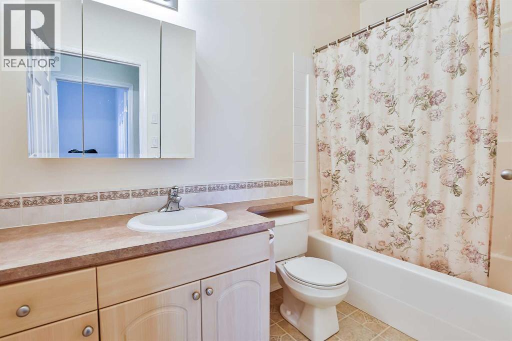 4622 Miners Road, Coalhurst, Alberta  T0L 0V0 - Photo 9 - A2271155