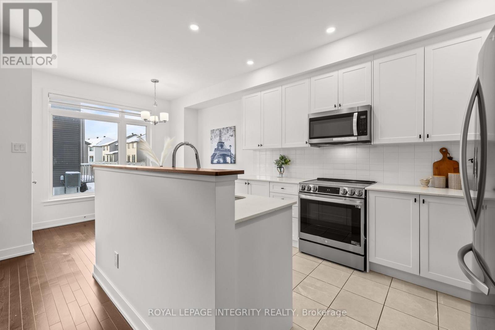 264 Monticello Avenue, Ottawa, Ontario  K2S 2S1 - Photo 12 - X12717510