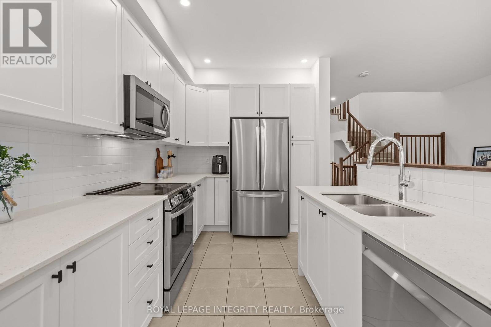 264 Monticello Avenue, Ottawa, Ontario  K2S 2S1 - Photo 14 - X12717510