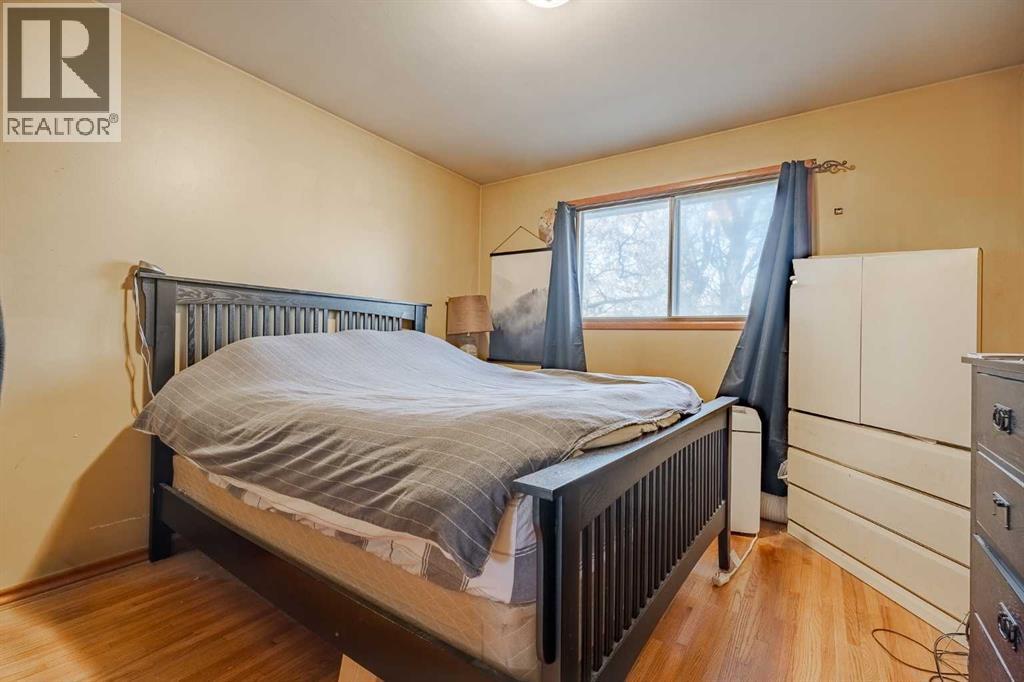 853 Northmount Drive Nw, Calgary, Alberta  T2L 0A3 - Photo 10 - A2280480