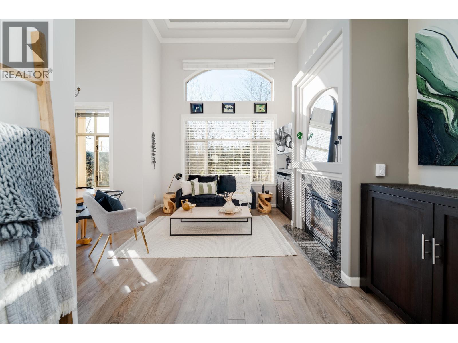 314 3176 Plateau Boulevard, Coquitlam, British Columbia  V3E 3J2 - Photo 2 - R3081781