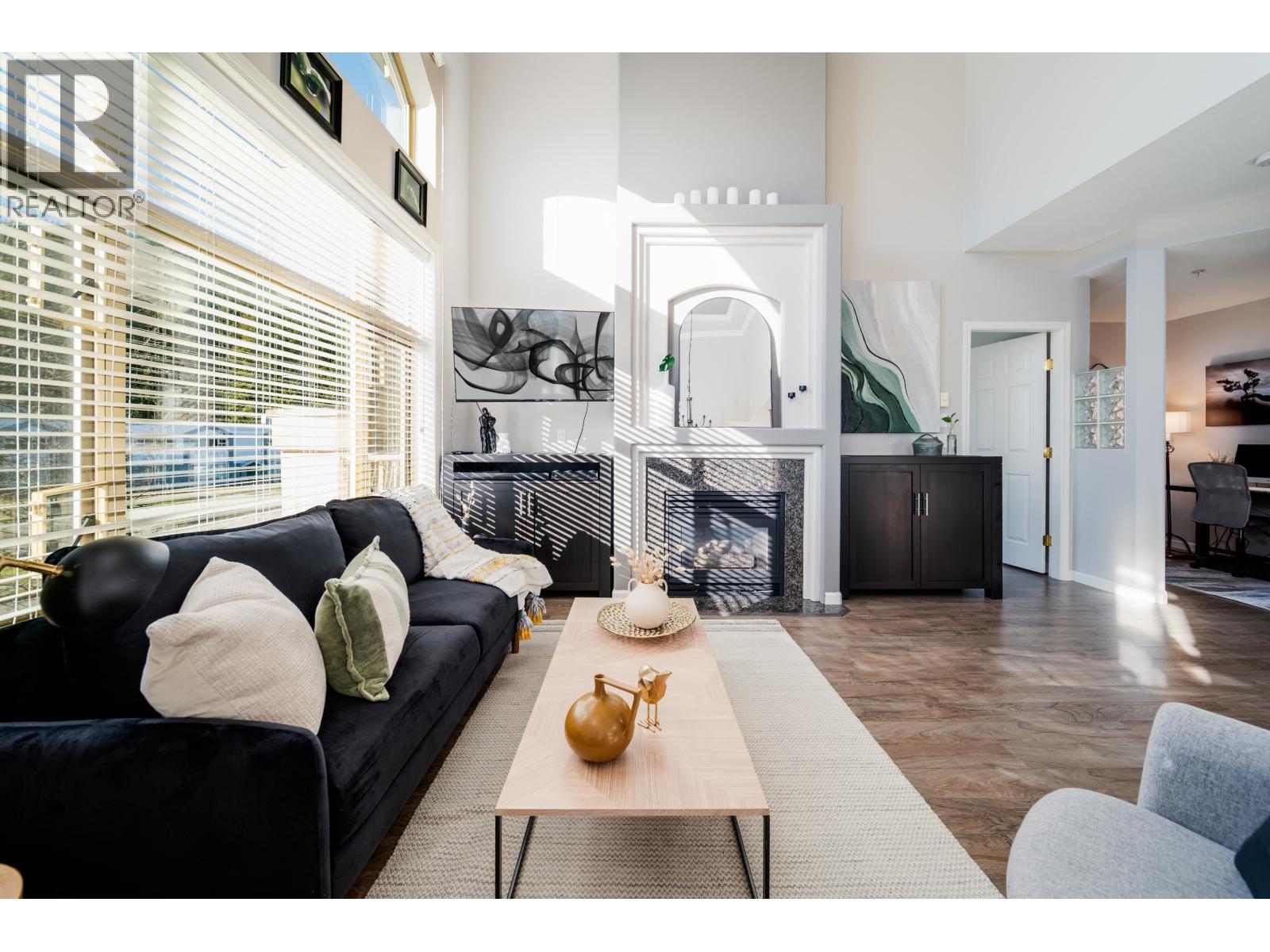 314 3176 Plateau Boulevard, Coquitlam, British Columbia  V3E 3J2 - Photo 3 - R3081781