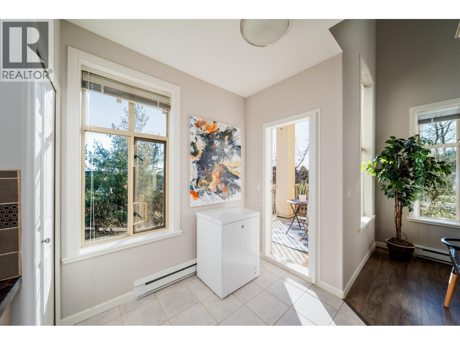 314 3176 Plateau Boulevard, Coquitlam, British Columbia  V3E 3J2 - Photo 8 - R3081781