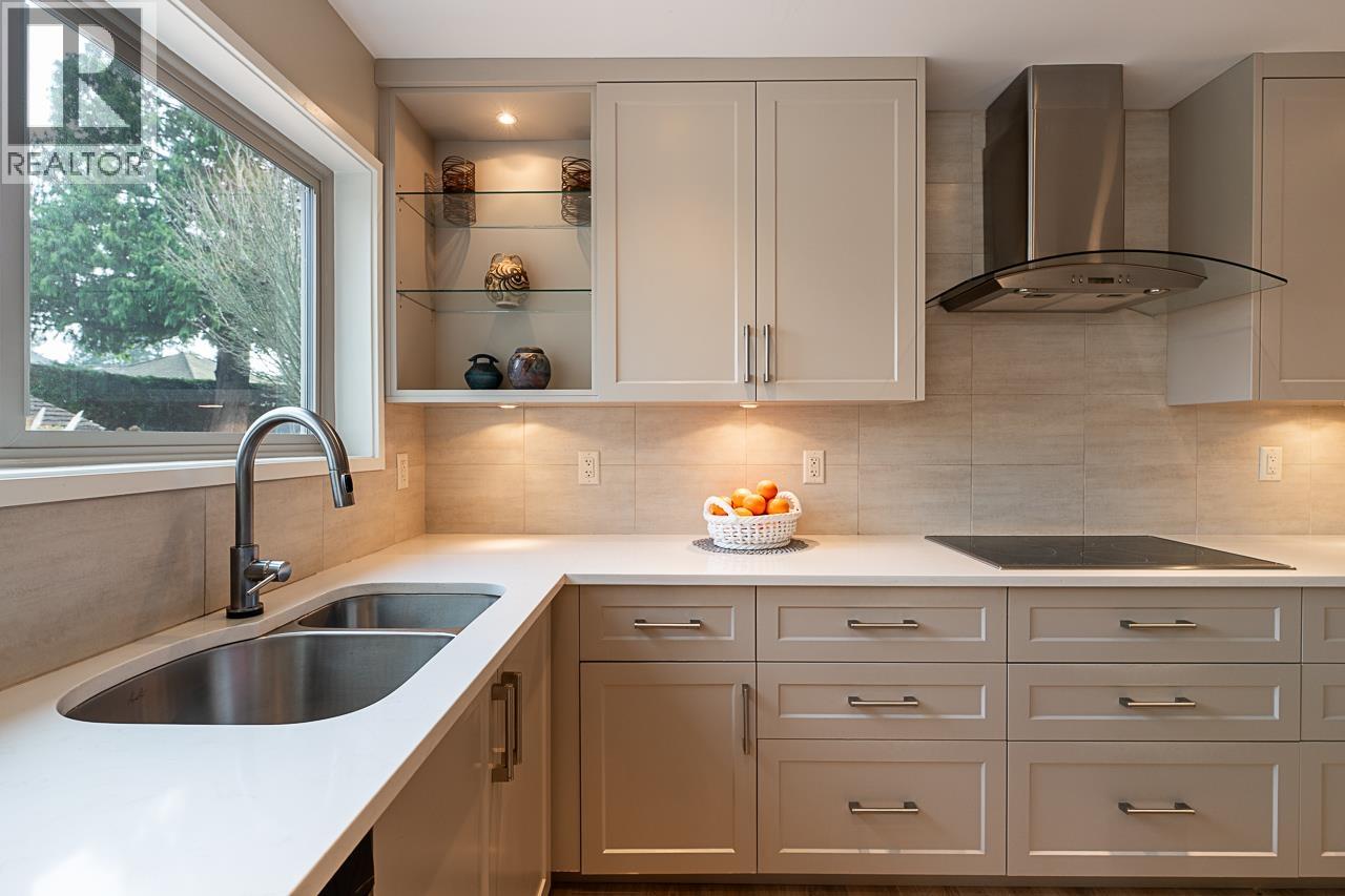 918 50b Street, Delta, British Columbia  V4M 2V9 - Photo 7 - R3081795