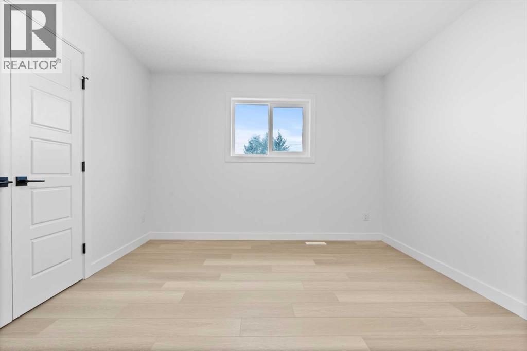 7415 39 Avenue Nw, Calgary, Alberta  T3B 1W9 - Photo 35 - A2278462