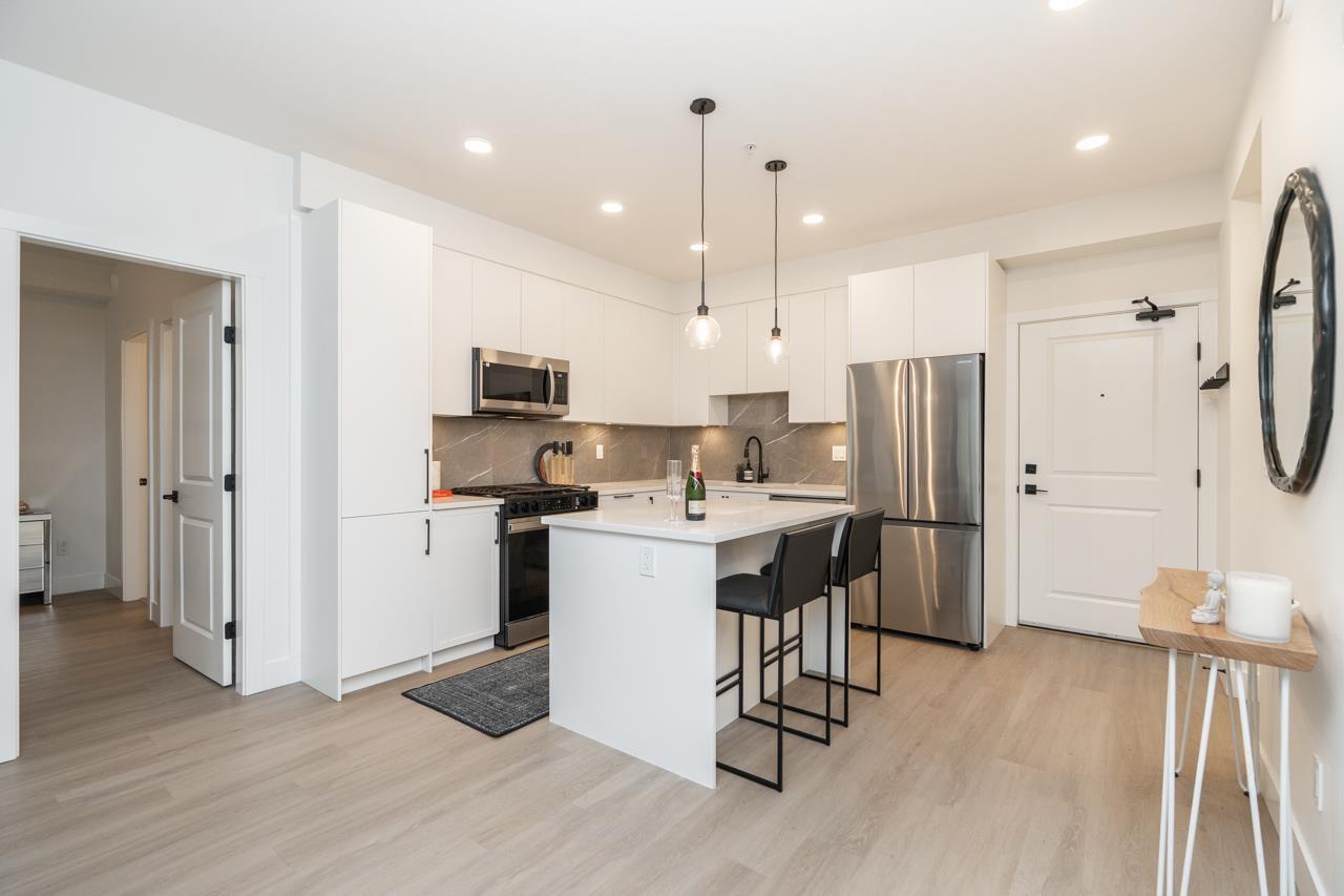 208 3528 146a Street, Surrey, British Columbia  V4P 0H4 - Photo 7 - R3081198