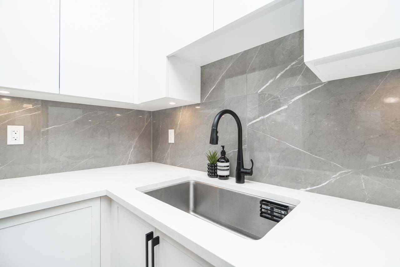 208 3528 146a Street, Surrey, British Columbia  V4P 0H4 - Photo 10 - R3081198