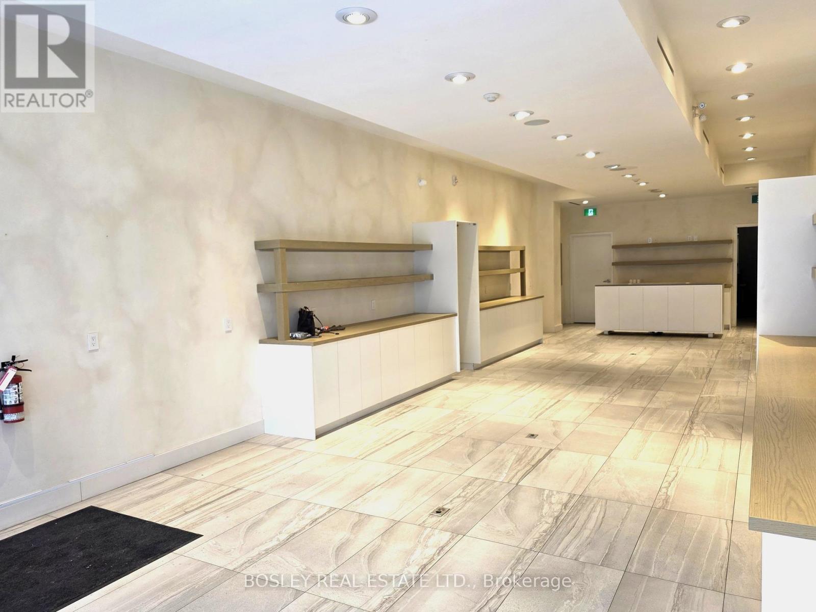 Main - 1052 Queen Street W, Toronto, Ontario  M6J 1H7 - Photo 5 - C12715534