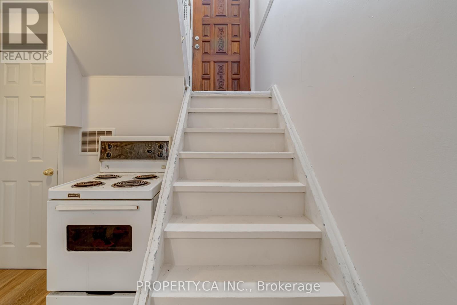 Basement - 90 Muir Avenue, Toronto, Ontario  M6H 1G1 - Photo 6 - C12717402