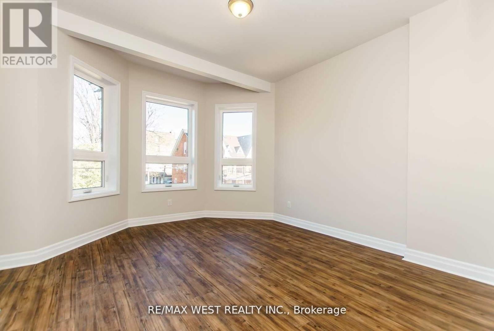 2nd Flr - 13 Grange Avenue, Toronto, Ontario  M5T 1C6 - Photo 14 - C12717450