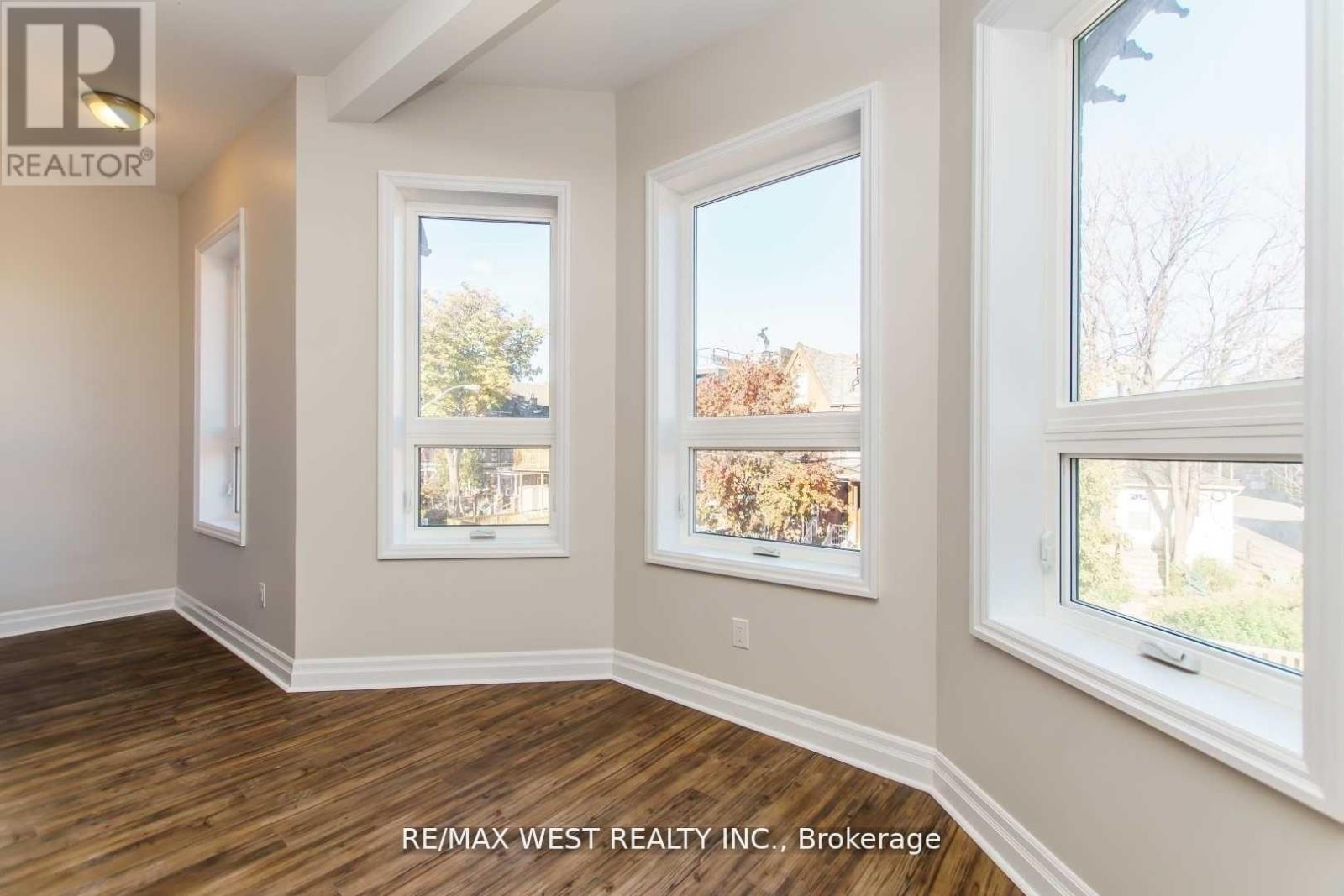 2nd Flr - 13 Grange Avenue, Toronto, Ontario  M5T 1C6 - Photo 15 - C12717450