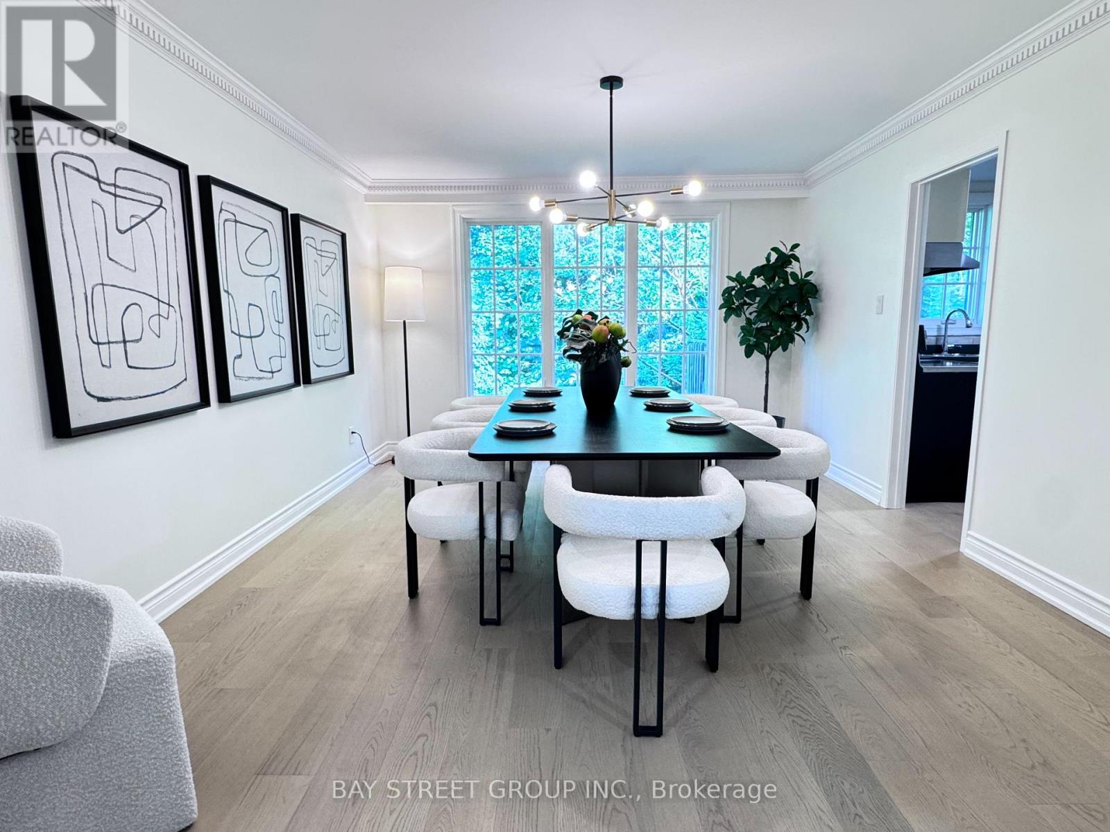 37 Abbeywood Trail, Toronto, Ontario  M3B 3B4 - Photo 8 - C12717524