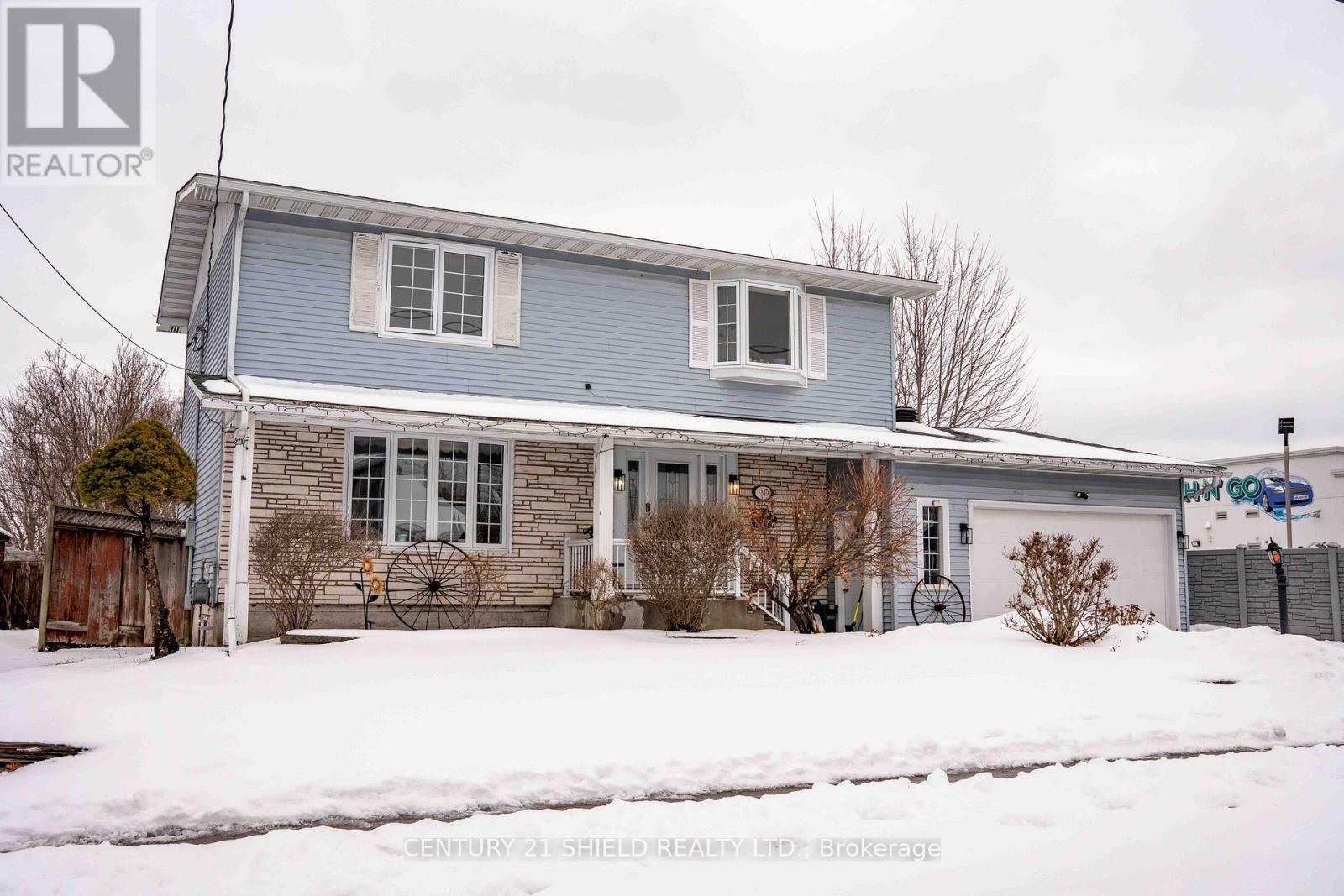 1319 Aubin Avenue, Cornwall, Ontario  K6J 4R9 - Photo 2 - X12717480