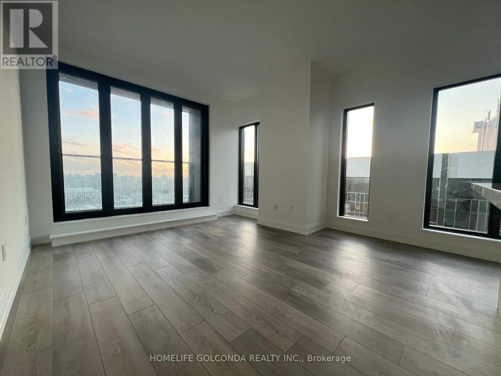 2007 - 20 Soudan Avenue, Toronto, Ontario  M4S 0E2 - Photo 3 - C12679282