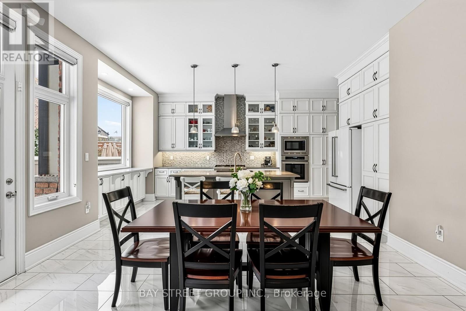 39 Cairns Gate, King, Ontario  L7B 0P5 - Photo 9 - N12717428