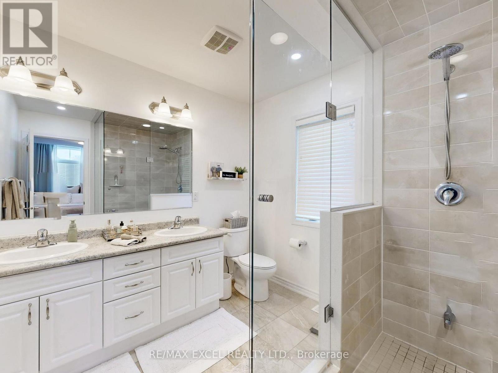 89 Hutt Crescent, Aurora, Ontario  L4G 0T2 - Photo 19 - N12717460