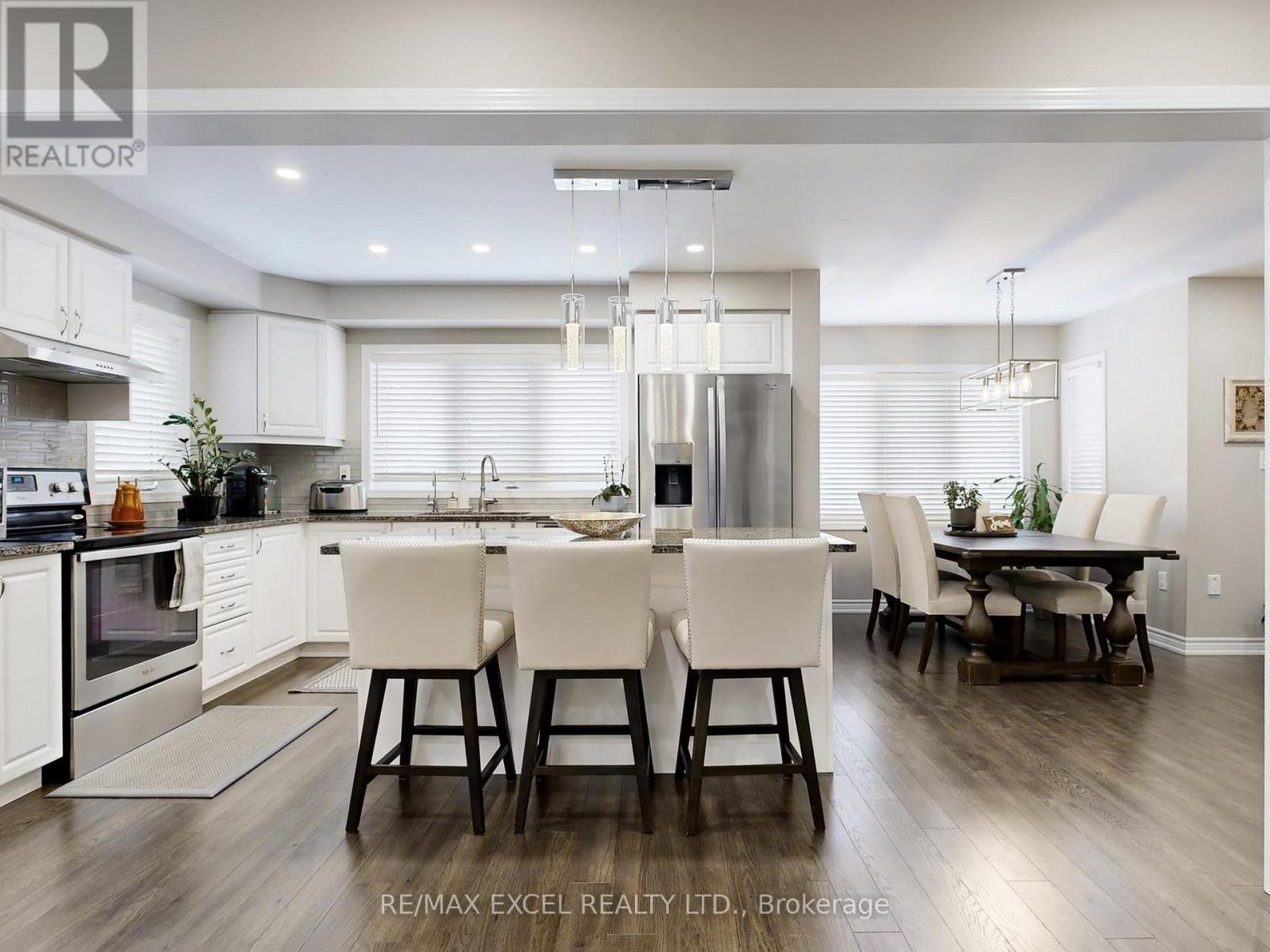 89 Hutt Crescent, Aurora, Ontario  L4G 0T2 - Photo 8 - N12717460