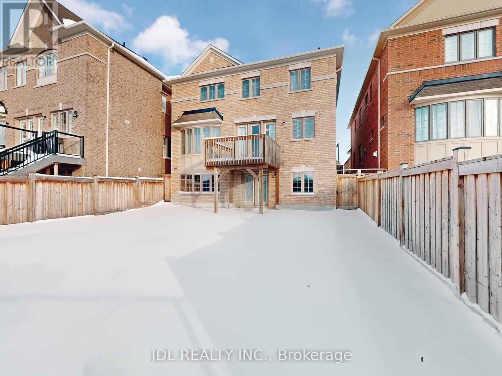 548 Somerville Drive, Newmarket, Ontario  L3X 0K2 - Photo 41 - N12717474