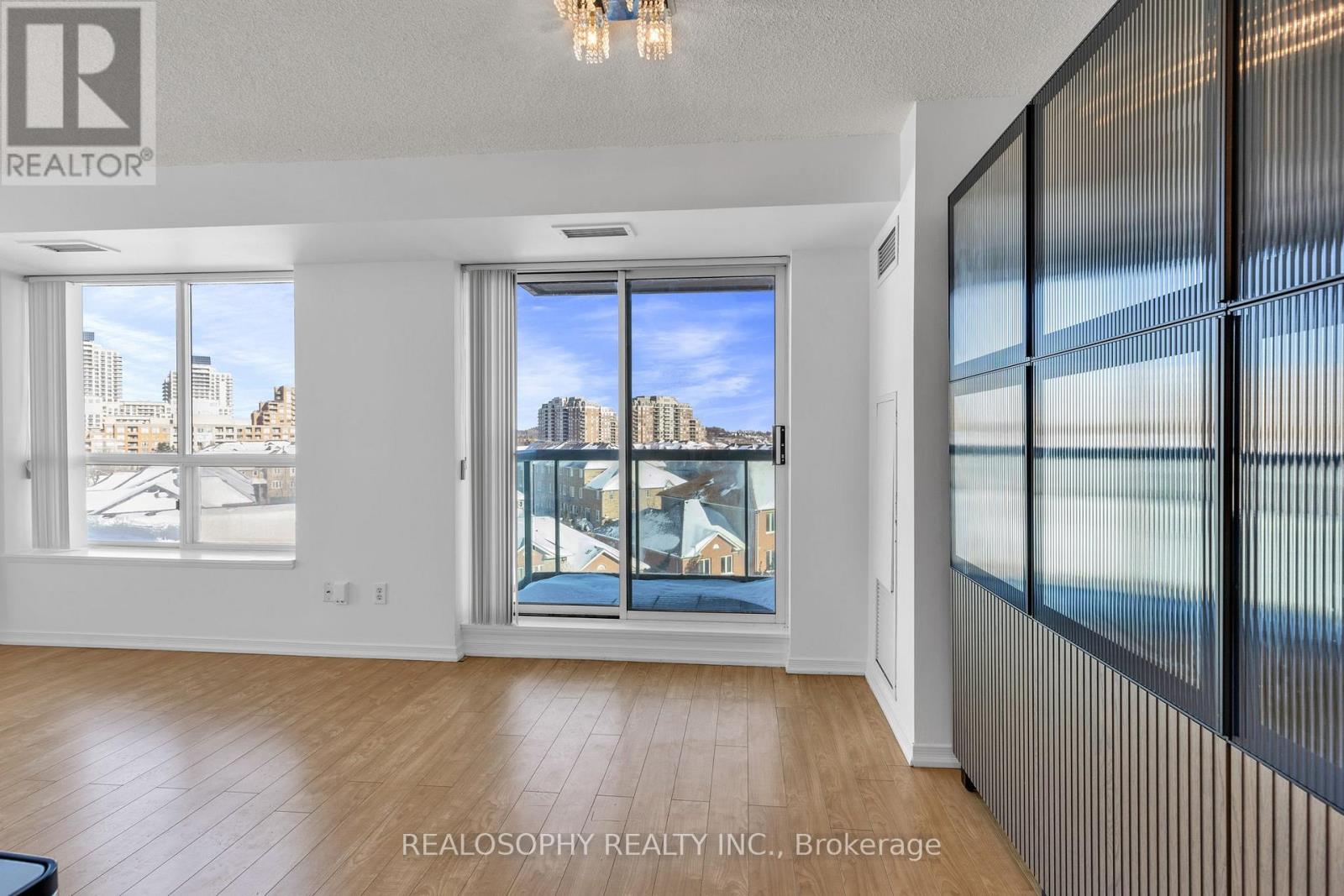 520 - 3 Ellesmere Street, Richmond Hill, Ontario  L4B 4N2 - Photo 8 - N12717498