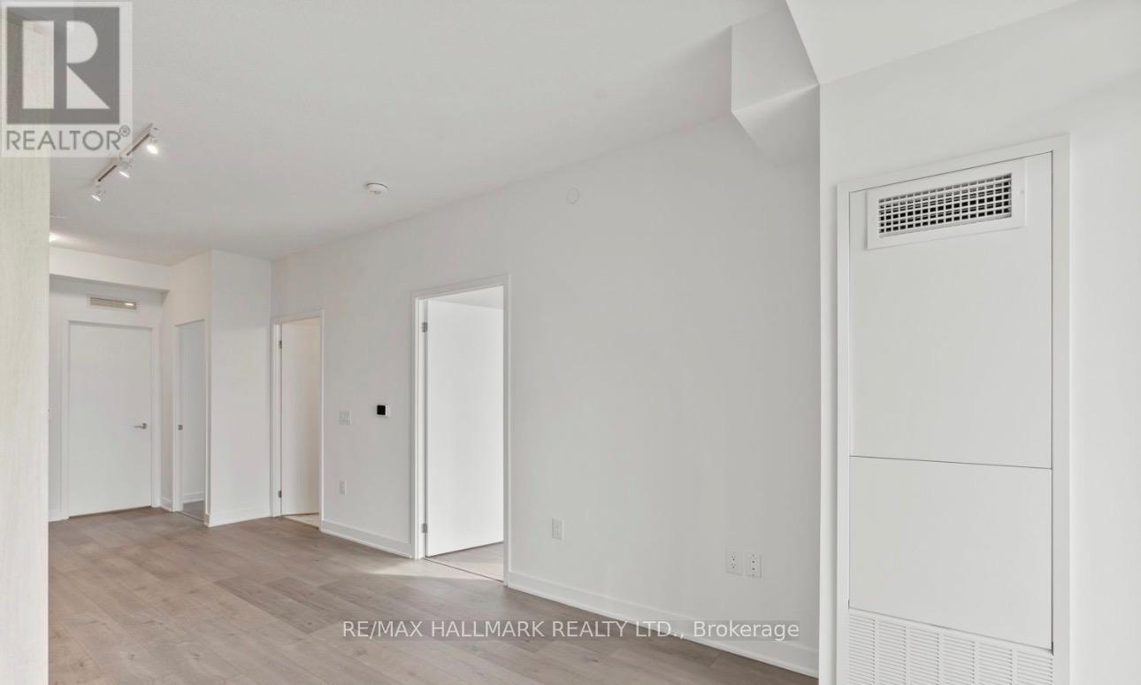 820 - 60 Honeycrisp Crescent, Vaughan, Ontario  L4K 0N5 - Photo 11 - N12717506