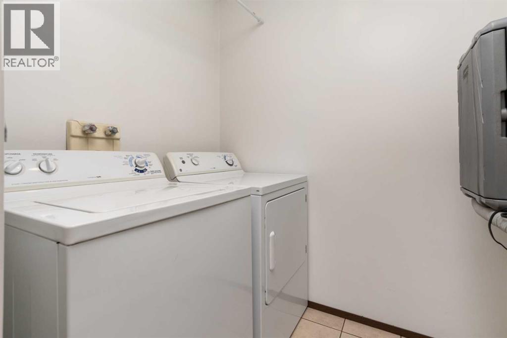 3810 64 Street, Camrose, Alberta  T4V 2Z2 - Photo 12 - A2279885