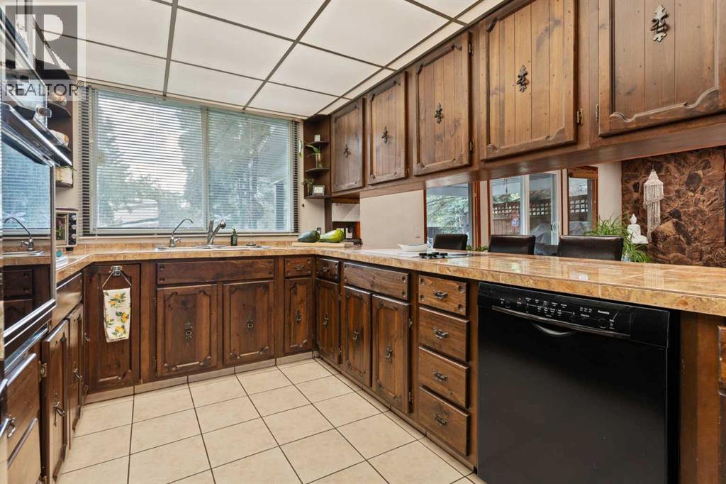 3810 64 Street, Camrose, Alberta  T4V 2Z2 - Photo 14 - A2279885