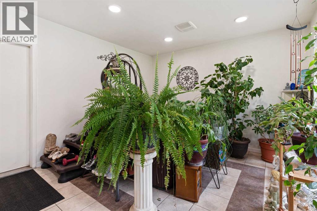 3810 64 Street, Camrose, Alberta  T4V 2Z2 - Photo 17 - A2279885