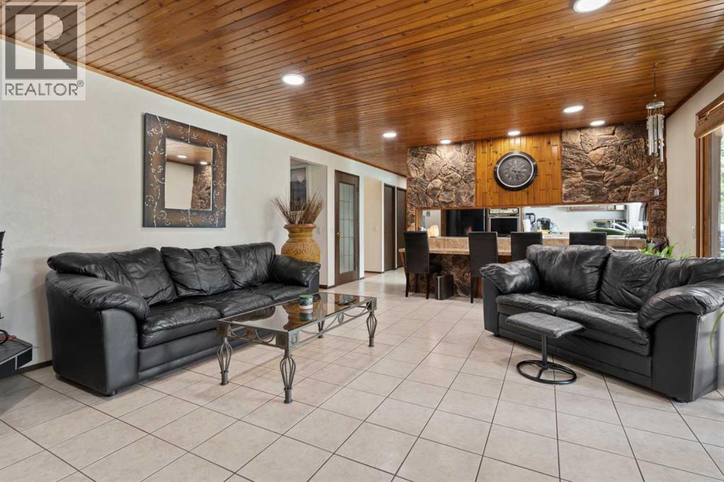 3810 64 Street, Camrose, Alberta  T4V 2Z2 - Photo 7 - A2279885