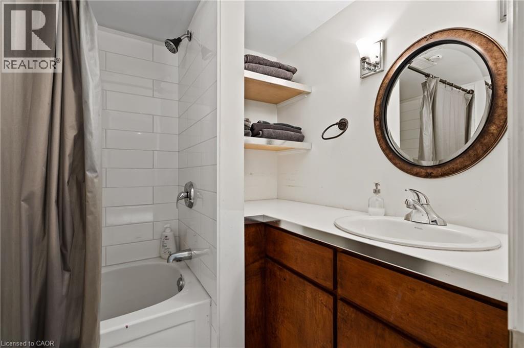 131 Glenwood Avenue, St. Catharines, Ontario  L2R 4C8 - Photo 29 - 40799941