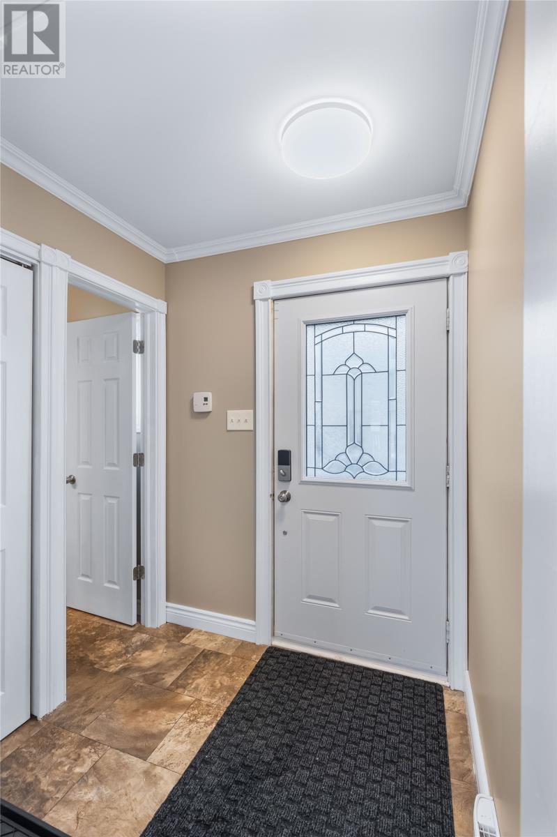 1 Ash Place, Mount Pearl, Newfoundland & Labrador  A1N 2K6 - Photo 2 - 1293966