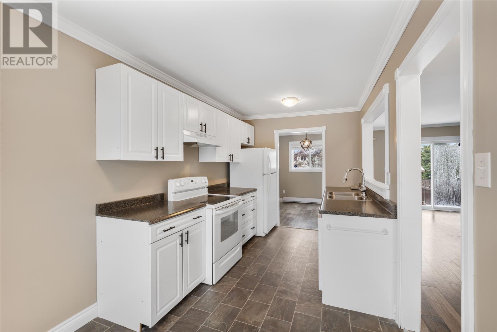 1 Ash Place, Mount Pearl, Newfoundland & Labrador  A1N 2K6 - Photo 5 - 1293966